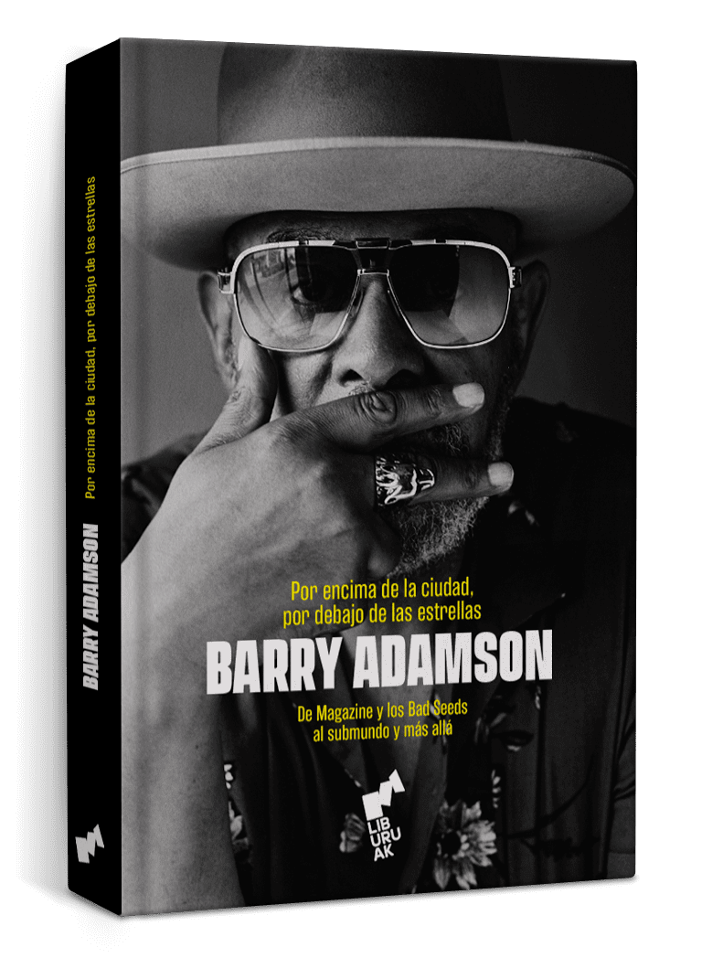 Portada del libro "Por encima de la ciudad, por debajo de las estrellas" escrito por Barry Adamson